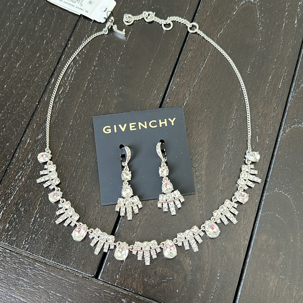 Givenchy Set - Picture 4 of 8